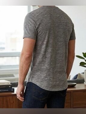 Buck Mason Gray Slub Curved Hem Tee - NWOT
